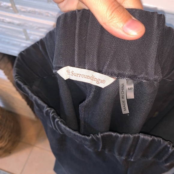 Soft Surroundings Stretch Gray Denim Pull On Cropped Jeans Size M Petite - Picture 2 of 6